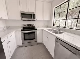 Photo #3: 260019369 Listing 