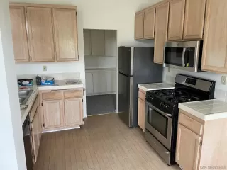 Photo #6: 260019373 Listing