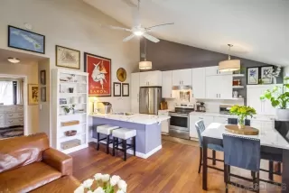 More Details about MLS # 2600194 : 6216 AGEE ST UNIT 116