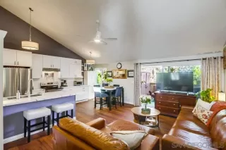 Photo #3: 2600194 Listing