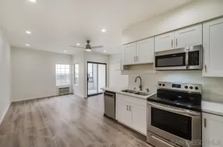 Photo #6: 260019411 Listing