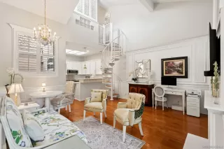 Photo #1: 260019430 Listing 