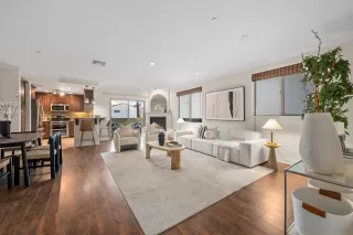 Photo #3: 2600195 Listing 