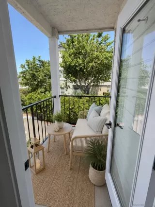 Photo #3: 260019502 Listing