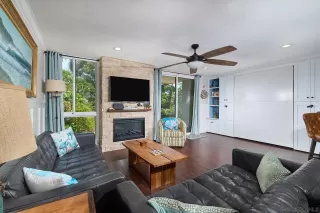 Photo #4: 260019504 Listing