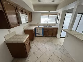 Photo #4: 260019542 Listing
