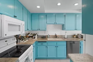 Photo #5: 260019552 Listing