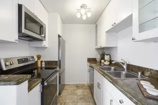 Photo #6: 260019555 Listing