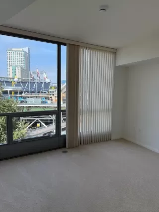 Photo #6: 260019556 Listing