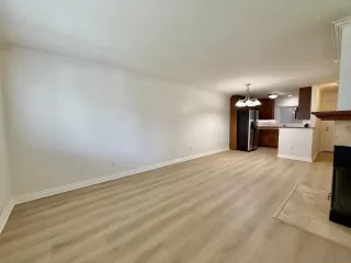 Photo #6: 260019561 Listing