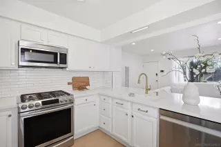 Photo #5: 260019579 Listing 