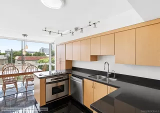 Photo #6: 260019593 Listing