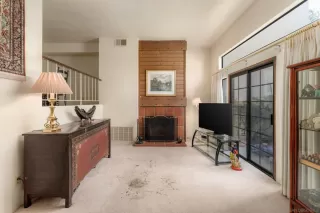 Photo #2: 260019600 Listing