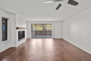 Photo #4: 260019649 Listing