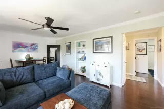 Photo #1: 260019677 Listing