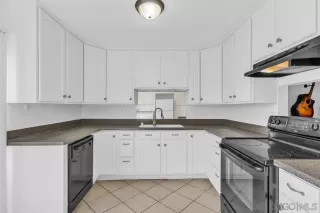 Browse active condo listings in CHERRYWOOD PARK