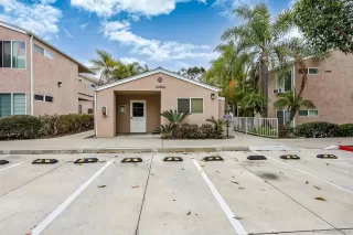 Photo #2: 260019688 Listing