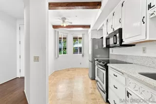 Photo #4: 260019690 Listing