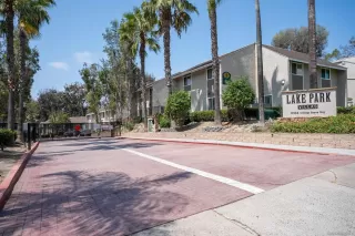 Photo #2: 260019706 Listing