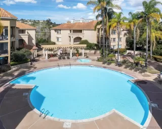 Photo #4: 260019724 Listing