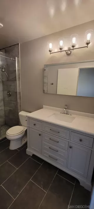 Photo #5: 260019734 Listing