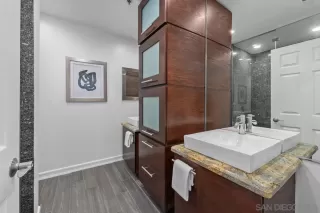 Photo #4: 260019737 Listing