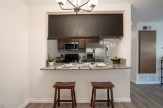 Photo #5: 260019738 Listing