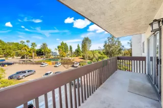 Photo #4: 260019740 Listing