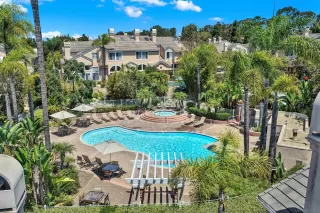 Photo #1: 260019765 Listing