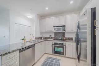 Photo #3: 260019775 Listing