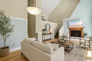 Photo #2: 260019789 Listing