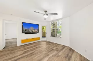 Photo #1: 260019800 Listing