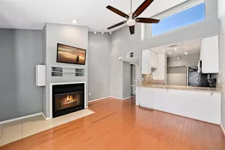 Photo #4: 260019804 Listing