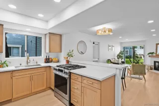 Photo #2: 260019833 Listing