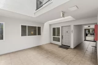 Photo #1: 260019837 Listing