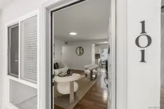 Photo #4: 260019837 Listing