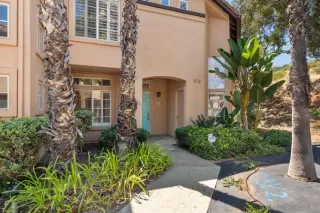 Photo #1: 260019843 Listing