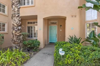 Photo #2: 260019843 Listing