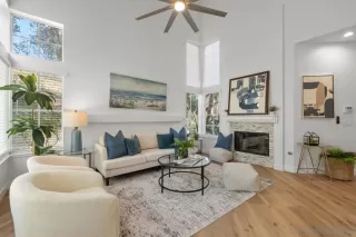 Photo #5: 260019843 Listing