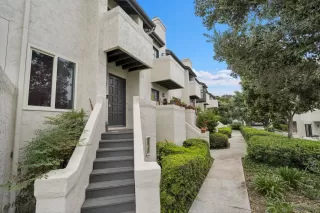 Photo #1: 260019851 Listing