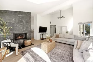 Photo #5: 260019854 Listing 