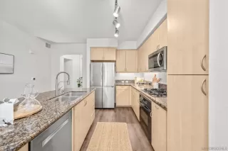 Photo #4: 260019857 Listing 