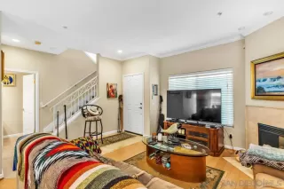 Photo #3: 260019859 Listing 