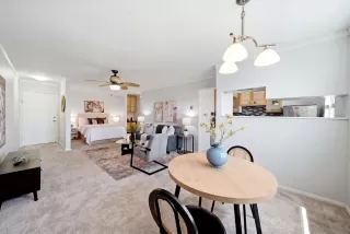 Photo #6: 260019878 Listing