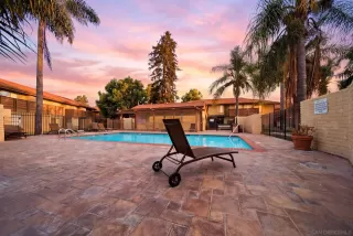 Photo #3: 260019888 Listing