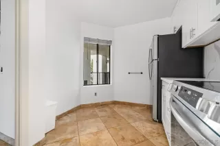 Photo #4: 260019899 Listing 