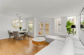 Photo #1: 260019910 Listing