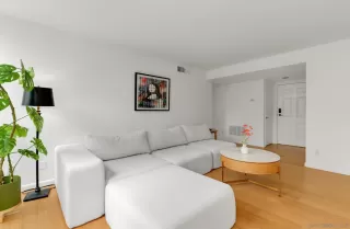 Photo #2: 260019910 Listing