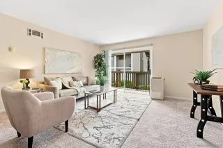Photo #2: 260019926 Listing 