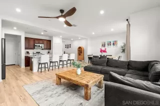 Photo #6: 260019932 Listing 
